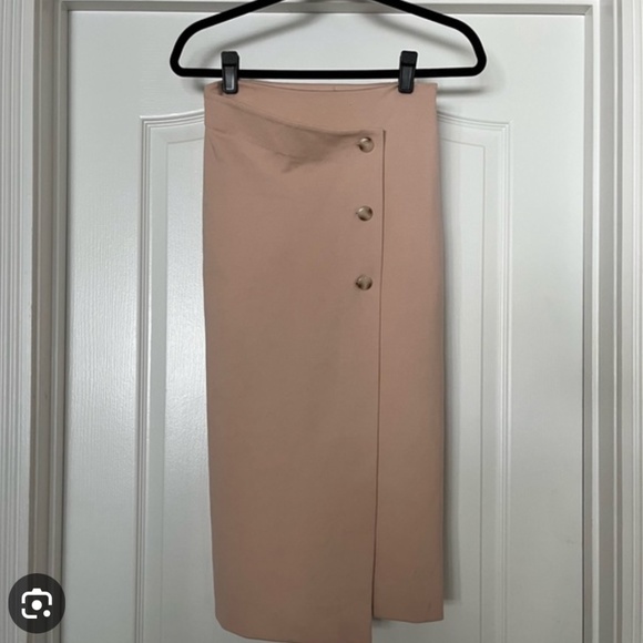 Aritzia babtom asymmetrical billly skirt - Picture 2 of 2